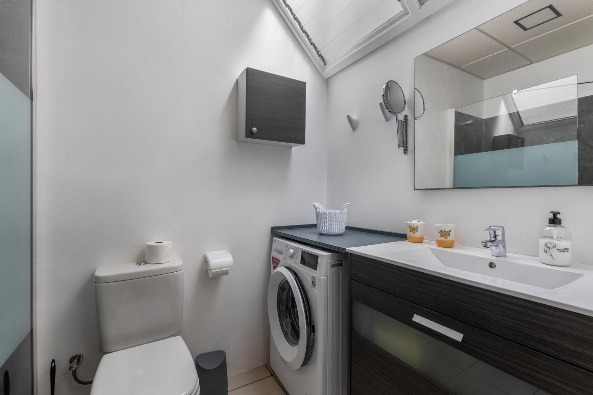 Apartamento Rose Cala Blanca (Menorca) Eksteriør billede